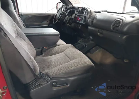 2000 Dodge Ram 1500 St z USA, uszkodzony, nr VIN 1B7HC13Y1YJ166468